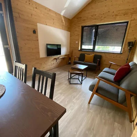 Alpehytte Muguet, Privatif, 4p